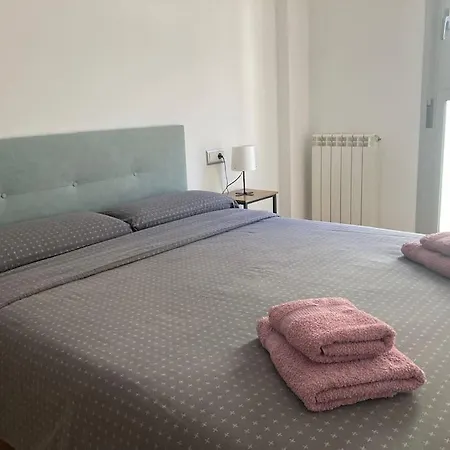 Mediodia - Parking Incluido, Centrico Y Tranquilo *