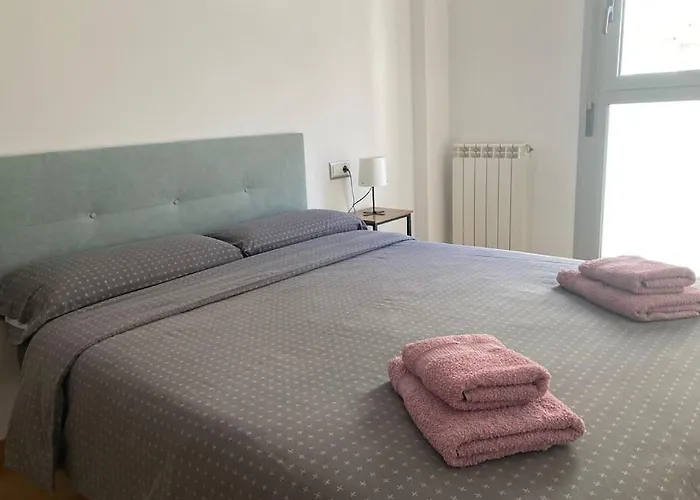 Mediodia - Parking Incluido, Centrico Y Tranquilo *