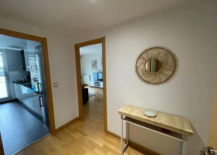 Apartamento Mediodia - Parking Incluido, Centrico Y Tranquilo